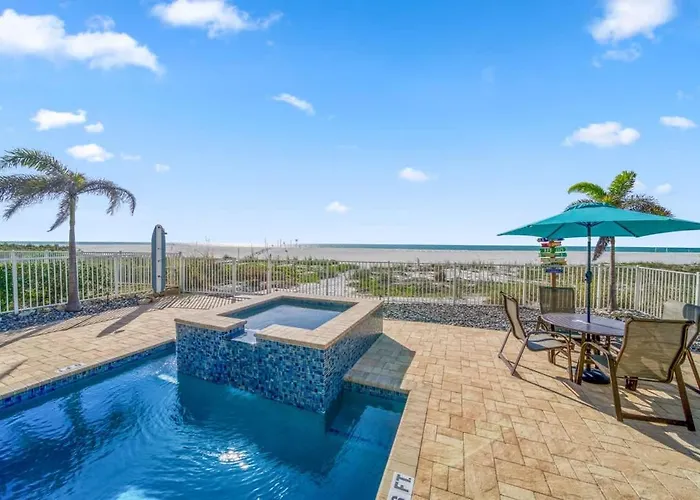 2,000 Sq Ft With Private Indoor Poolside Unit 4 At Four Shores Clearwater Beach
