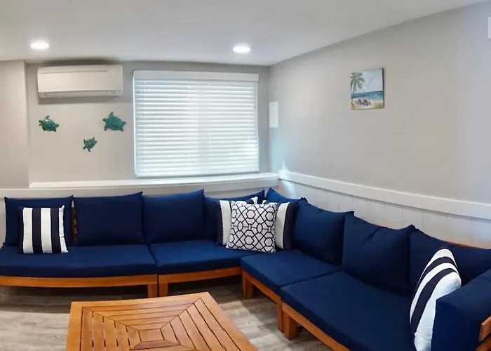 2,000 Sq Ft With Private Indoor Poolside Unit 4 At Four Shores Ferienhaus Clearwater Beach
